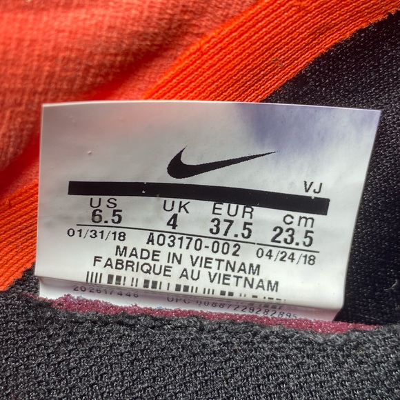 Nike Women's EXP-X14 Running Shoes 6.5 black volt - Picture 8 of 8